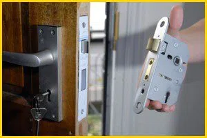 Metro Locksmith Services Oak Park, IL 708-297-9140 - 13-lock-replace