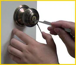 Metro Locksmith Services Oak Park, IL 708-297-9140 - 6-lock-repair
